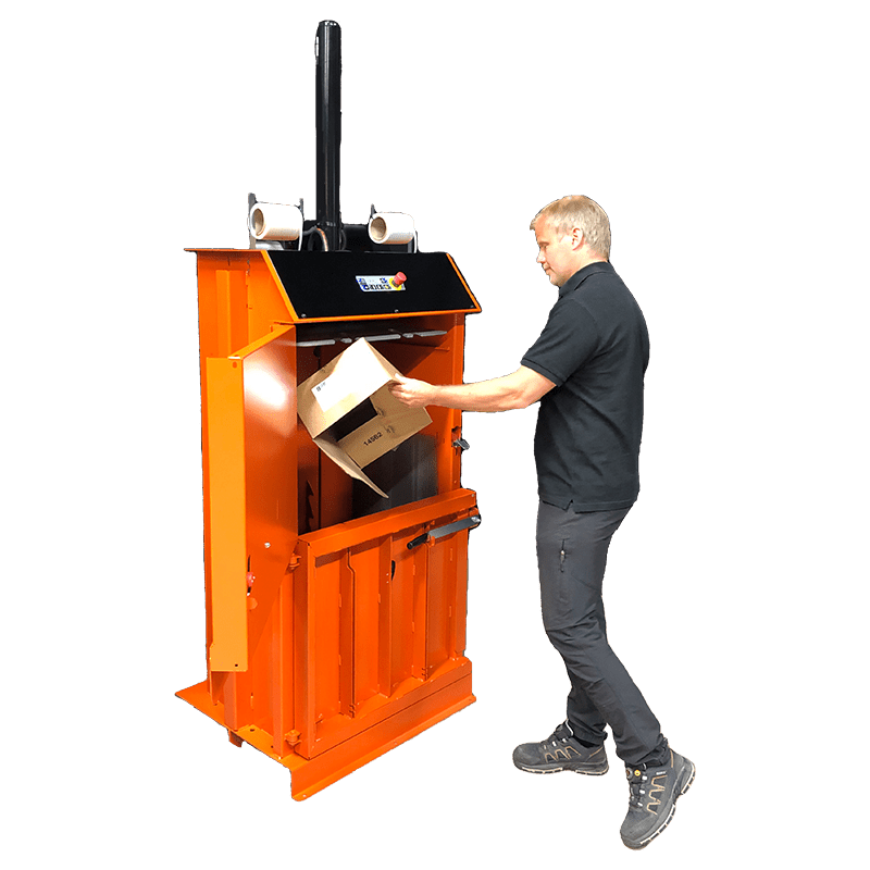 ORWAK COMPACT 3075 – Seitenansicht mit Presskammer geöffnet und Kartoneinwurf